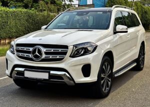 Mercedes-GLS-350d-4Matic-Car-Rent-in-Delhi-5.jpg